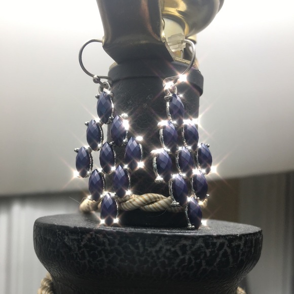 Earrings - Picture 2 of 3